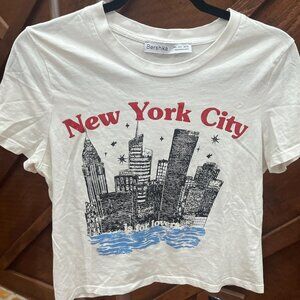 bershka women large t-shirt